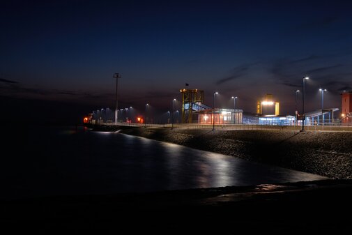 Dagebuell Hafen Abend Ferienwohnungen Nordsee Erholungsurlaub