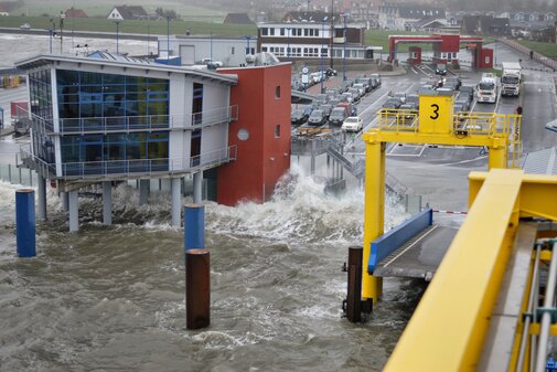 Dagebuell Nordsee Sturm Wellen Ferienwohung Urlaub Freie Sicht